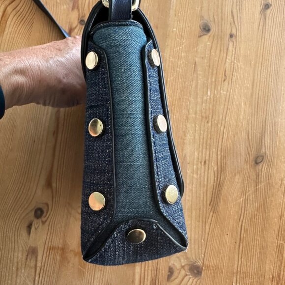 Blue Crossbody Bag with stunning metal details - Picture 4 of 10